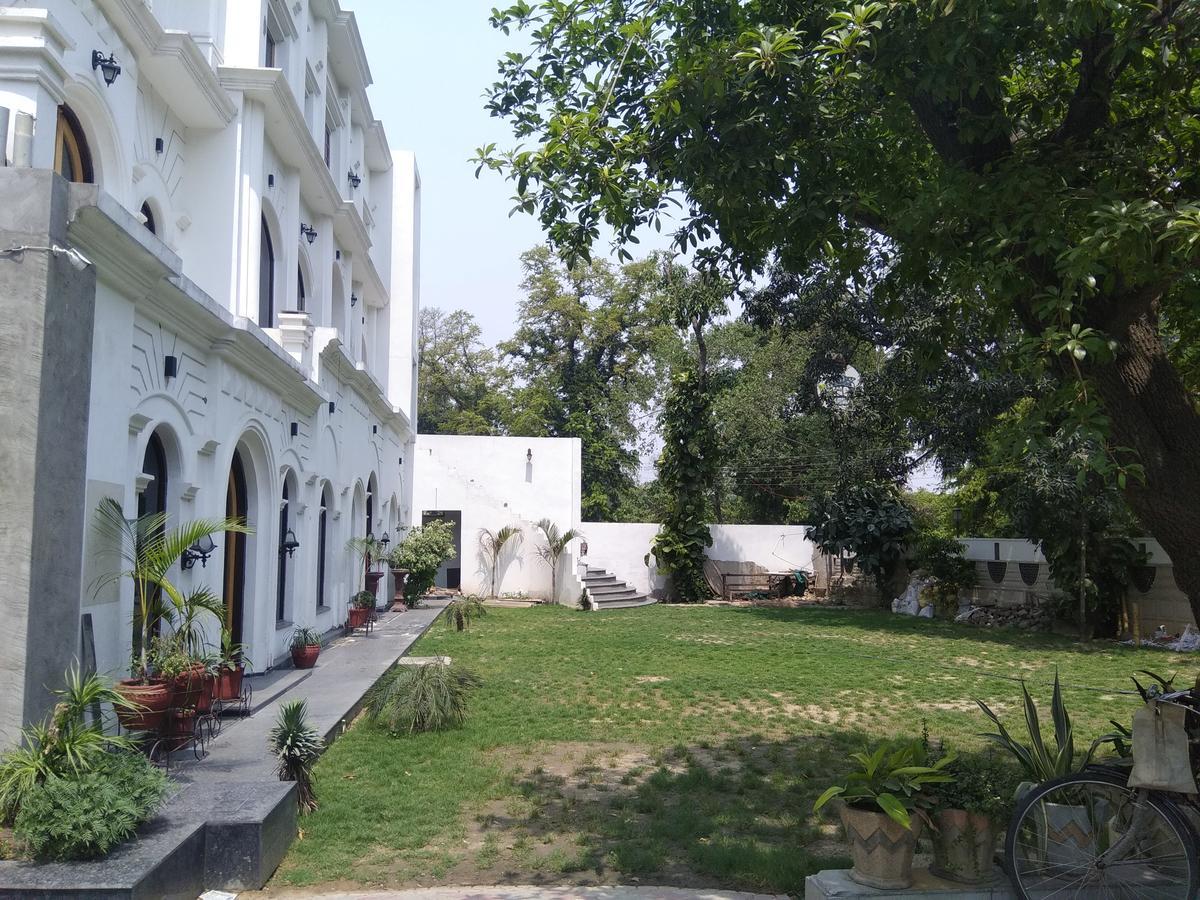 Hotel Kings Retreat Patiāla Extérieur photo
