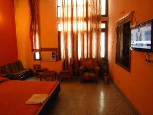 Hotel Kings Retreat Patiāla Extérieur photo